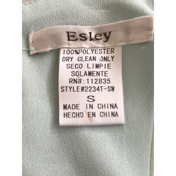 Esley Women’s Sleeveless Mint Green Racerback Tank Top Small - Picture 3 of 5